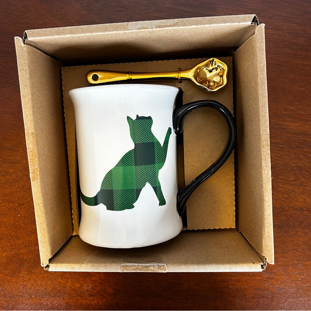 Ashland Kitty Cat Plaid Green And White Coffee Mug With Golden Paw Spoon
